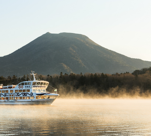 Lake Akan Sightseeing Cruise in Autumn