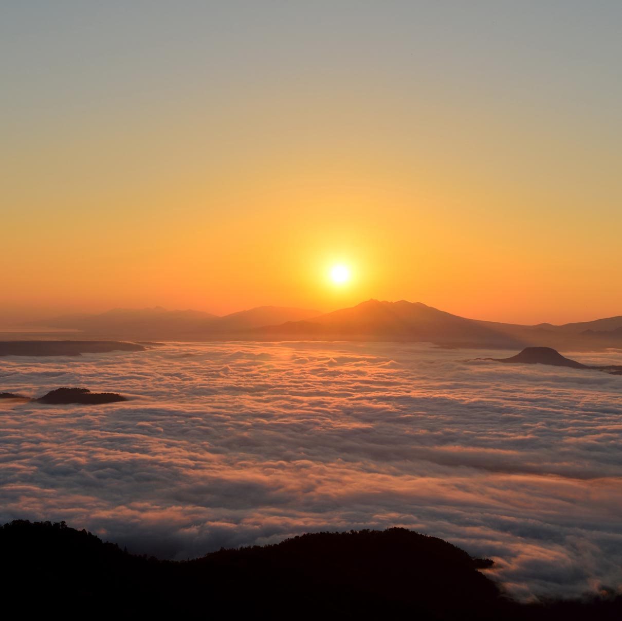 Grand Sea of Clouds at Tsubetsu Pass