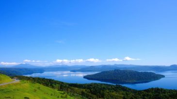 美幌峠　ー　屈斜路湖を一望するライダー憧れの絶景スポット